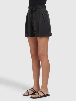 Khujo Shorts Loosefit Bandplooibroek Elida Dames Zwart -Mode kledingwinkel 1a2e4c2e7cf26009fa29e28987e21d4c