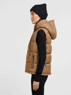 Khujo Bodywarmers Bodywarmer Eden Dames Lichtbruin -Mode kledingwinkel 28d75dd54630500d5800cedf560a08ca