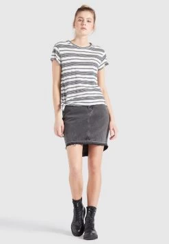 Khujo T-shirts Shirt MATAMA Dames Marine / Wit 9 Khujo T-shirts Shirt MATAMA Dames Marine / Wit -Mode kledingwinkel 4bcdecd24d472913af4c1fad5c2fc957