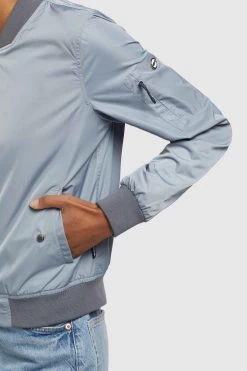 Khujo Tussenjassen Tussenjas STENCE Dames Smoky Blue -Mode kledingwinkel 756f357f9d8664870ec0dbc79996771e