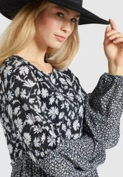 Khujo Mini Jurken Jurk Granata Dames Zwart -Mode kledingwinkel 78de8d181e9a70a60c2ae8a76ce84af4