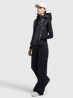 Khujo Bodywarmers Bodywarmer Fabia Dames Zwart -Mode kledingwinkel b0beae6fc03c0e75998c4249a2c6968e