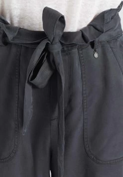 Khujo Shorts Loosefit Broek Poppy Dames Donkergrijs -Mode kledingwinkel b254aec486b65db48ecd20561992dc47